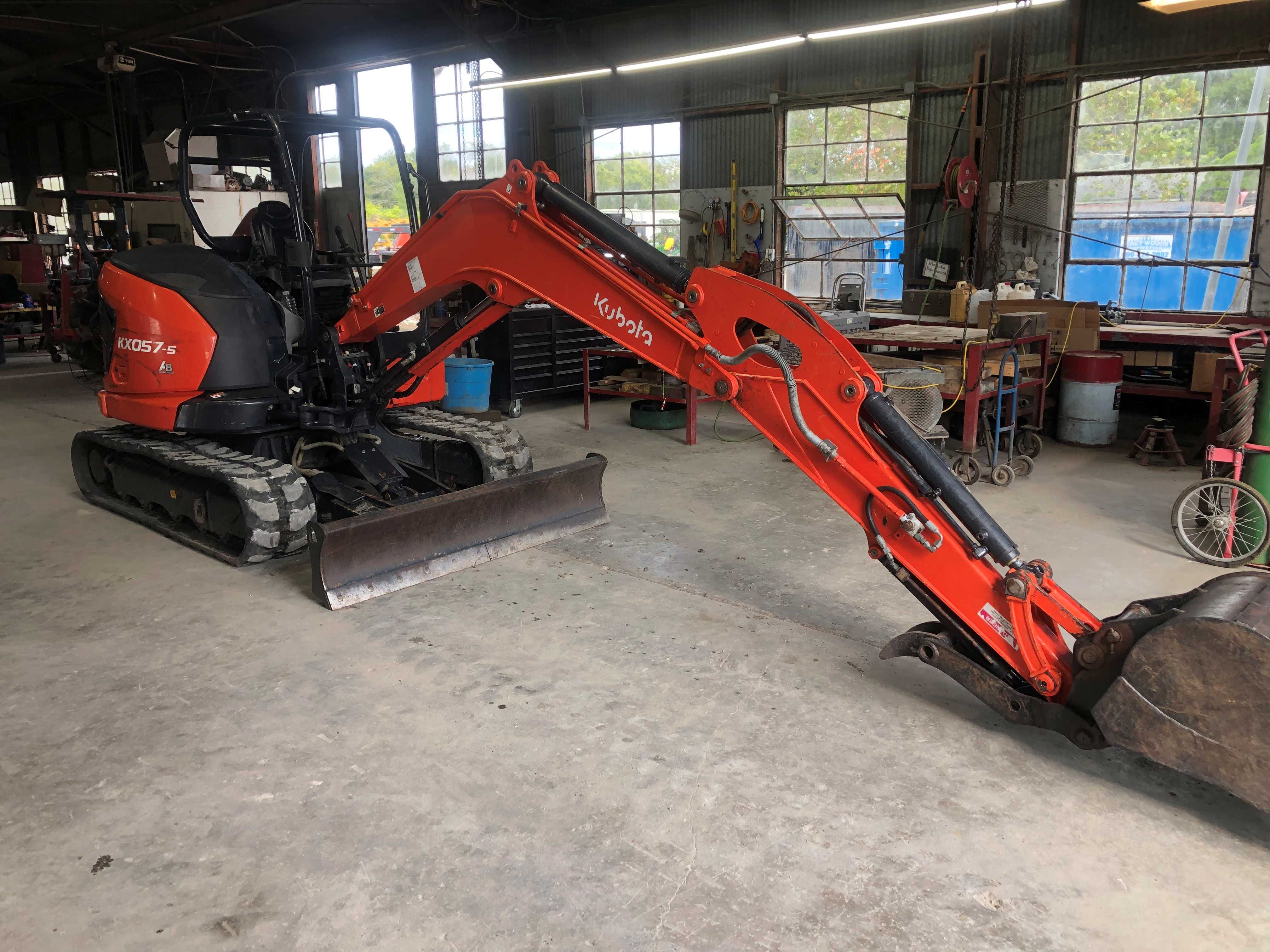2022 Kubota KX057-5 Equipment Image0
