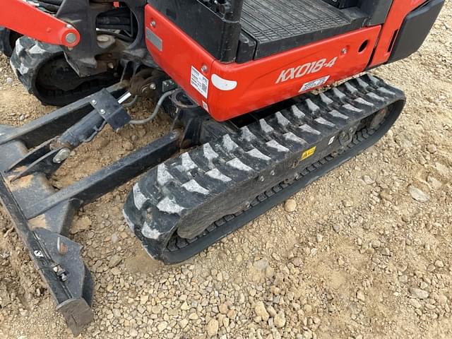 Image of Kubota KX018-4 equipment image 4