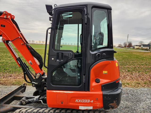 Image of Kubota KX033-4 equipment image 4