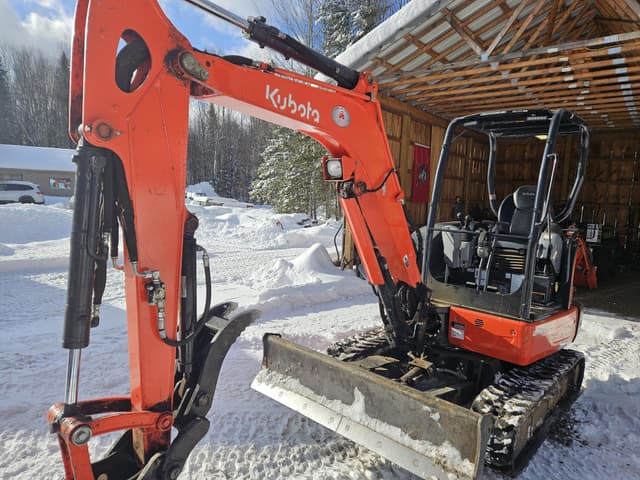 Image of Kubota KX033-4 equipment image 1