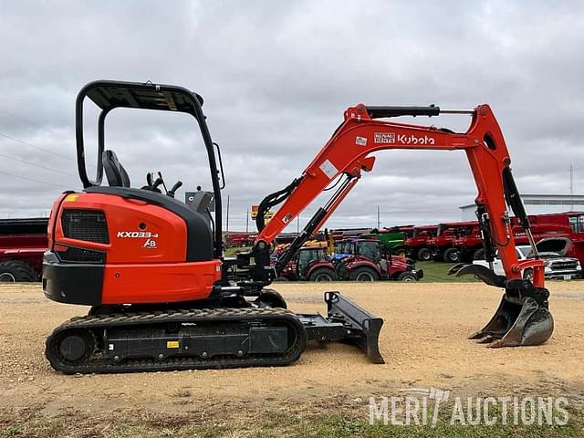 Image of Kubota KX033-4 equipment image 4