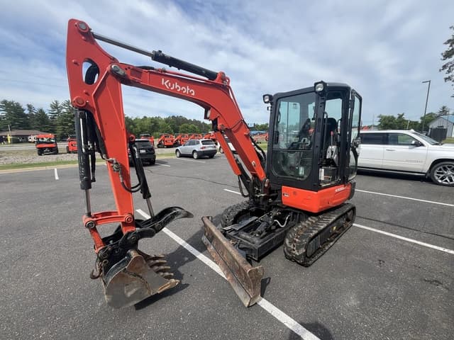 Image of Kubota KX033-4R3A equipment image 4