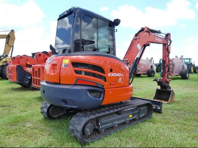 Image of Kubota KX040-4 equipment image 2