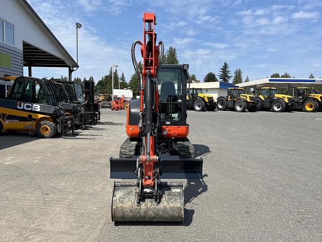 Image of Kubota KX040-4 equipment image 2