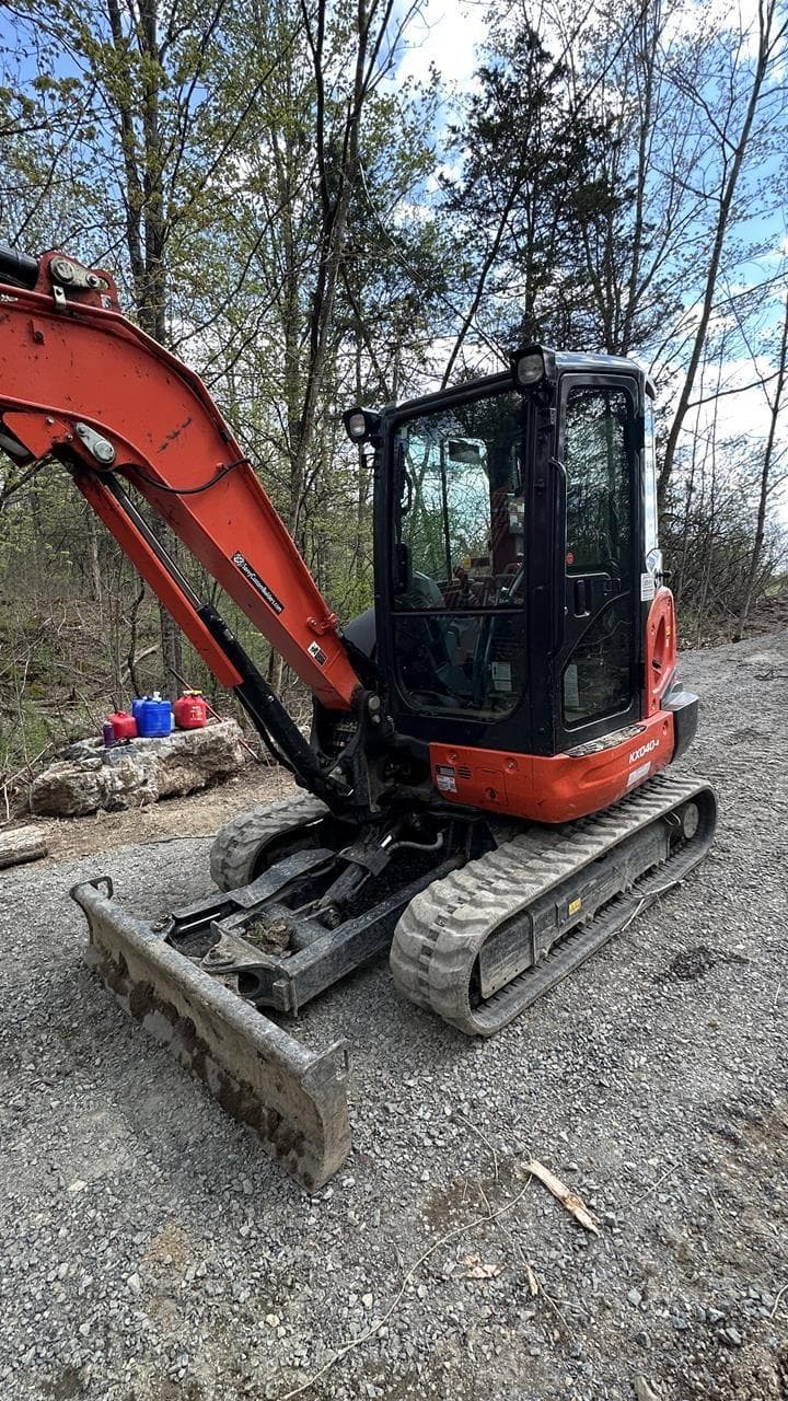 Image of Kubota KX040-4 Primary image