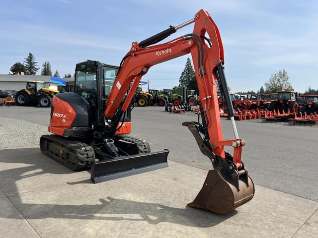 Image of Kubota KX057-5 equipment image 3