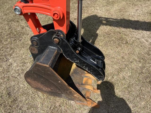Image of Kubota KX057-5 equipment image 4