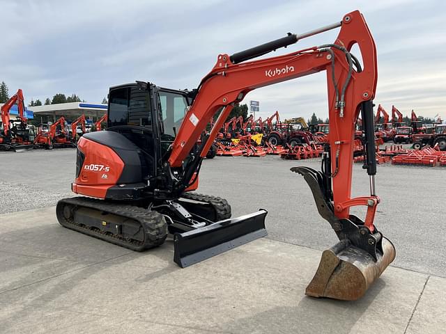 Image of Kubota KX057-5 equipment image 3