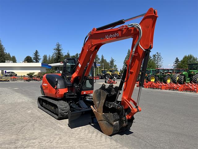 Image of Kubota KX080-4 equipment image 4