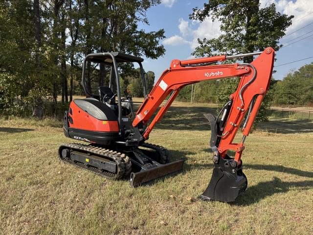 Image of Kubota KX71-3 equipment image 1
