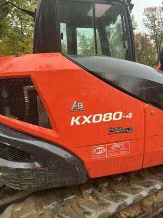 Image of Kubota KX080-4 equipment image 4