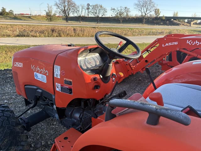 Image of Kubota L2501 equipment image 2