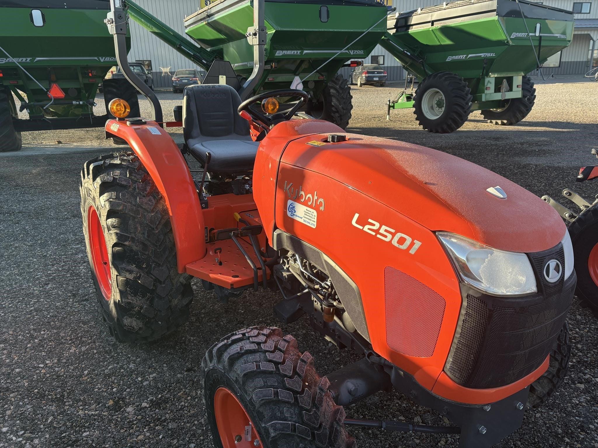 2022 Kubota L2501 Equipment Image0