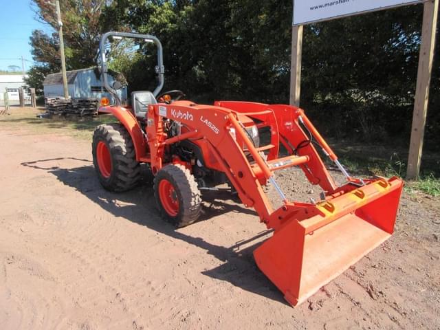 Image of Kubota L2501DT equipment image 4
