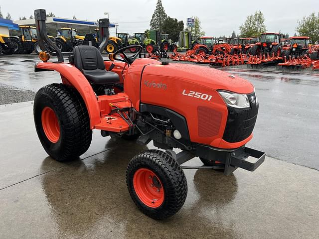 Image of Kubota L2501 equipment image 3
