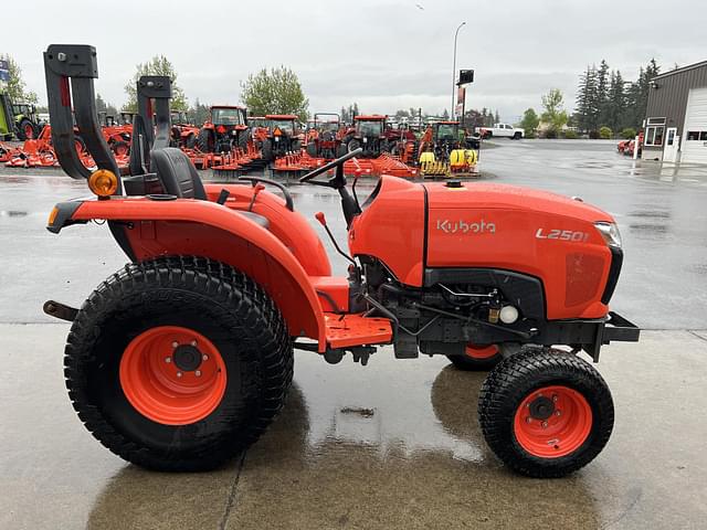 Image of Kubota L2501 equipment image 4