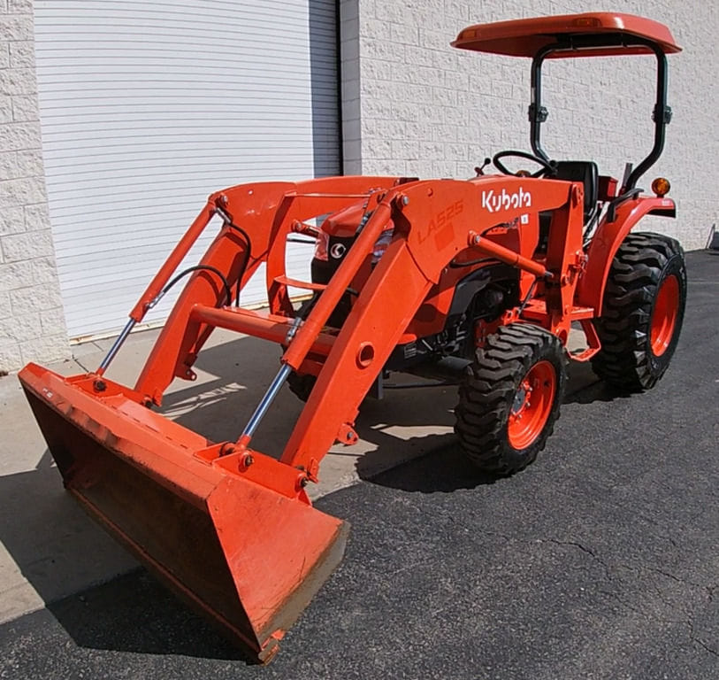 2022 Kubota L2501HST Equipment Image0
