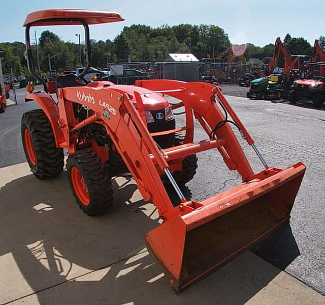 Image of Kubota L2501HST equipment image 3