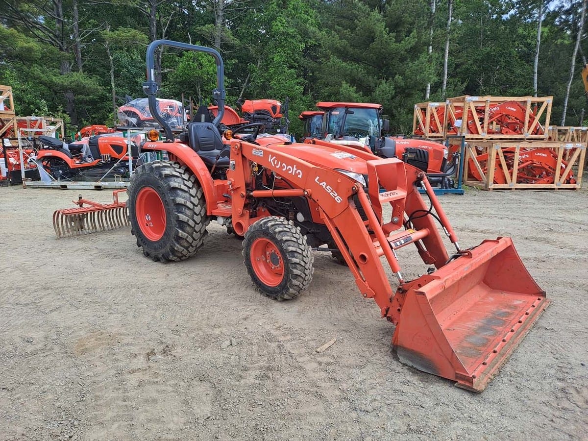 2022 Kubota L2501HST Equipment Image0