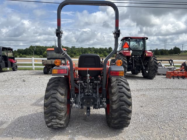Image of Kubota L3302 equipment image 3
