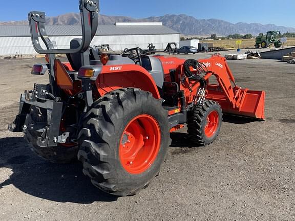 Image of Kubota L3560 equipment image 4