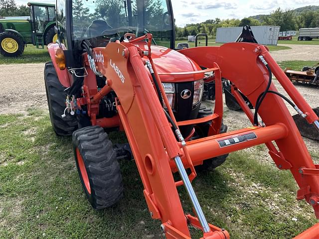 Image of Kubota L3560 equipment image 3