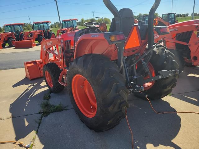 Image of Kubota L3560 equipment image 4