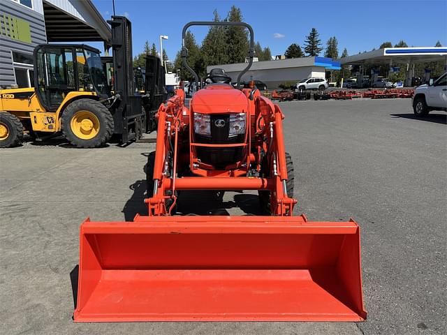 Image of Kubota L3560HST-LE equipment image 2