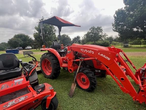 Image of Kubota L3901 equipment image 3