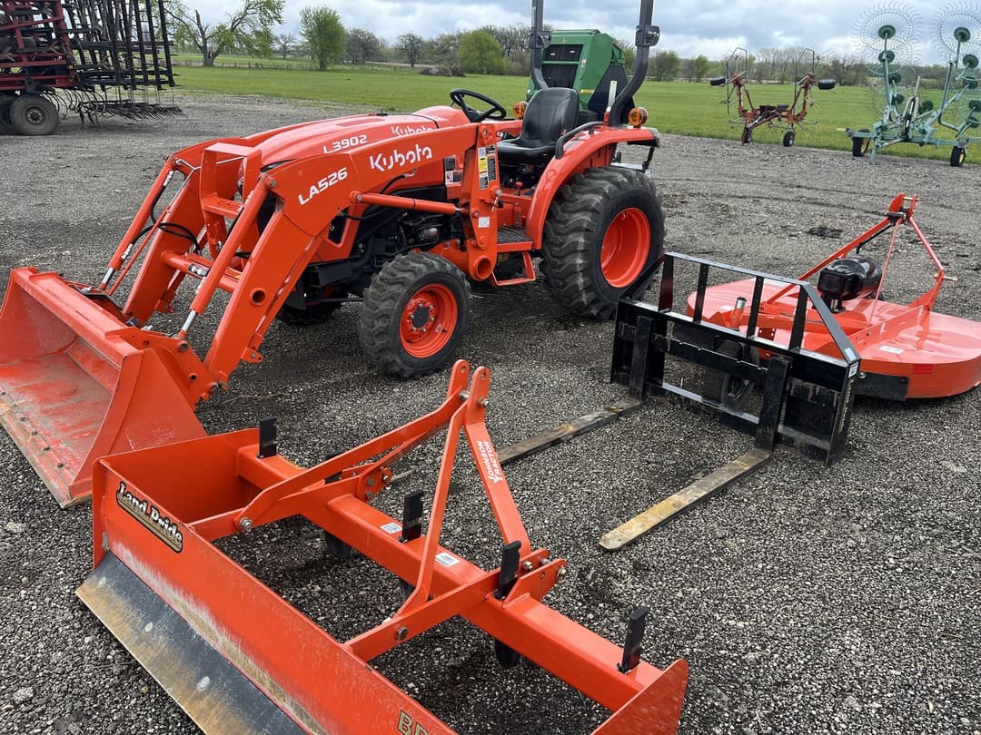 Image of Kubota L3902HST Primary image