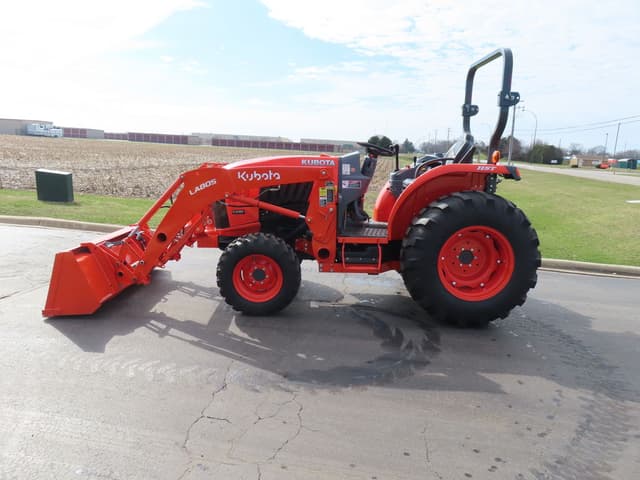 Image of Kubota L4060 equipment image 3