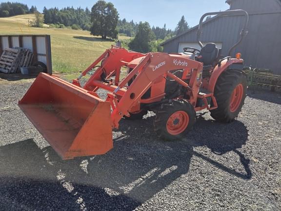 Image of Kubota L4060 Primary image