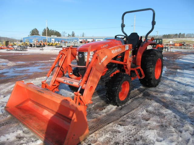 Image of Kubota L4060HST-LE equipment image 3