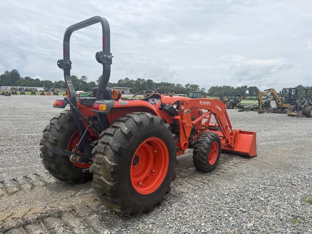 Image of Kubota L4701D equipment image 4