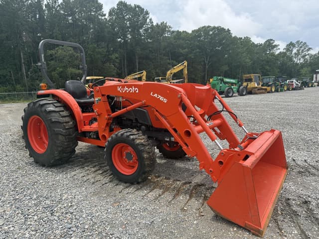 Image of Kubota L4701D equipment image 3