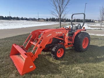 Main image Kubota L4701HST