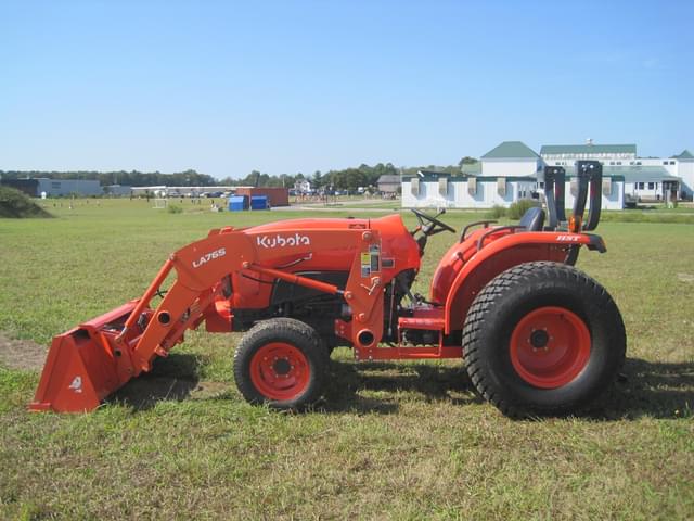 Image of Kubota L4701 equipment image 4