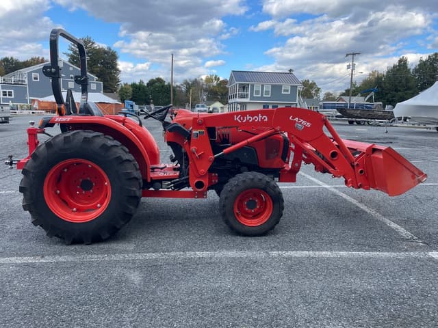 Image of Kubota L4701HST equipment image 2