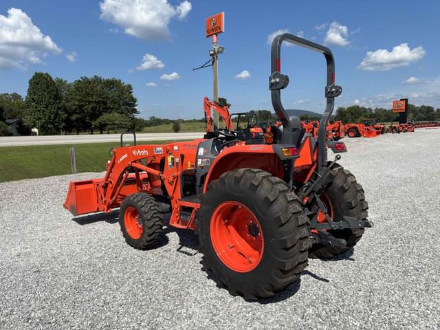Image of Kubota L4760 equipment image 4