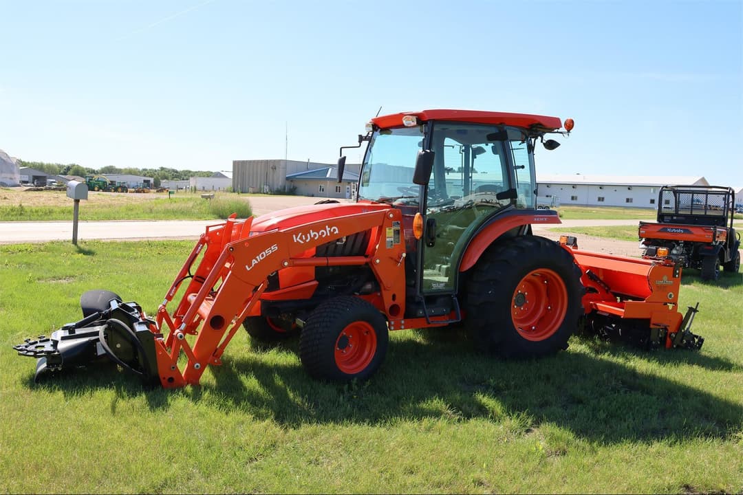 Image of Kubota L4760HSTC Image 0
