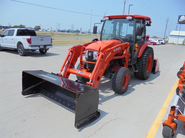 Image of Kubota L6060HSTC equipment image 4