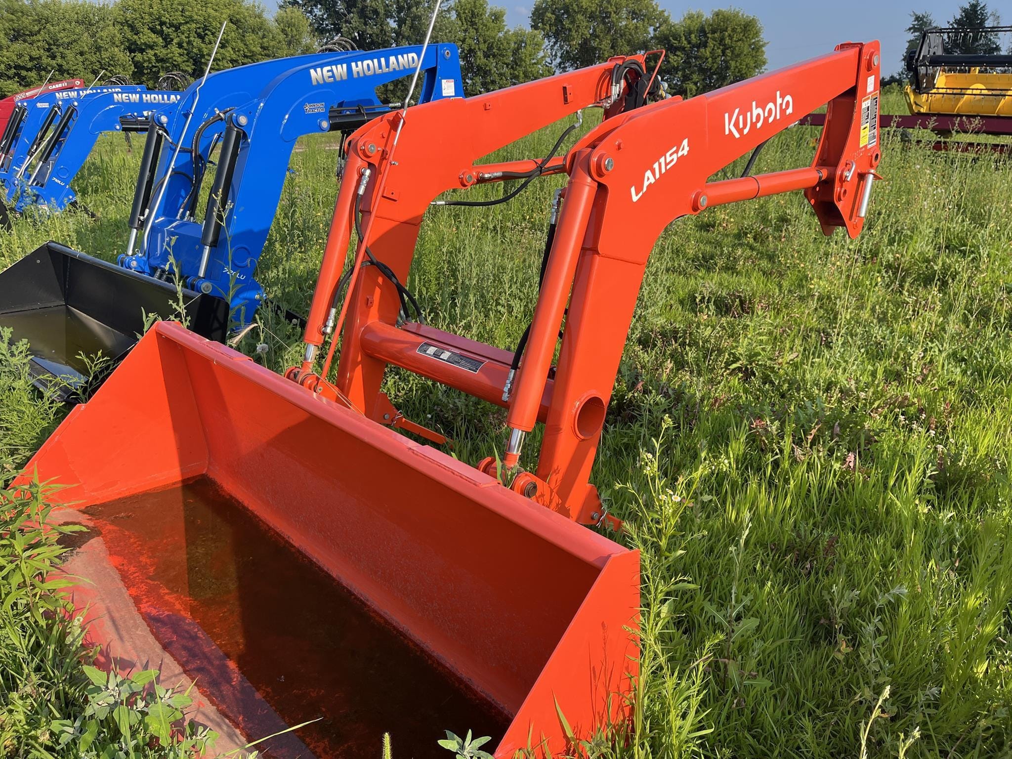 2022 Kubota LA1154A Equipment Image0