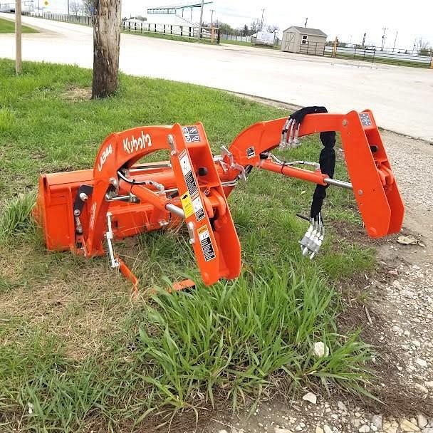 Image of Kubota LA344S equipment image 2