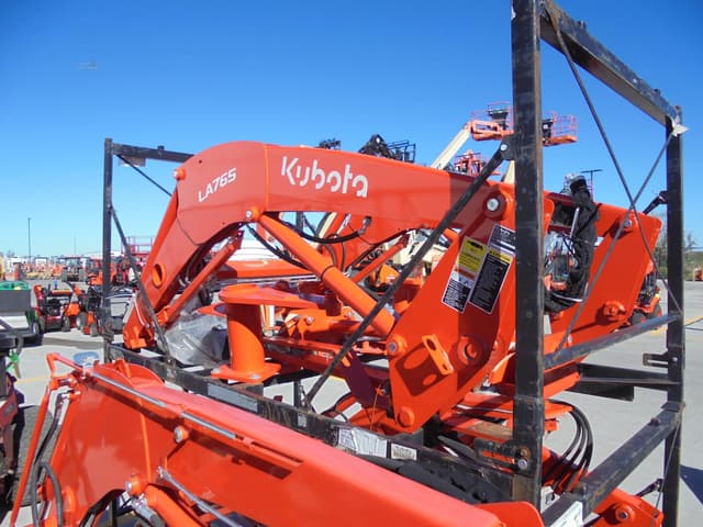 Image of Kubota LA765 equipment image 3