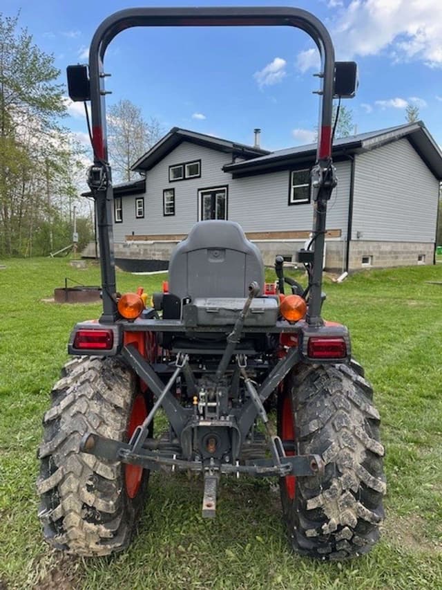Image of Kubota LX2610 equipment image 2