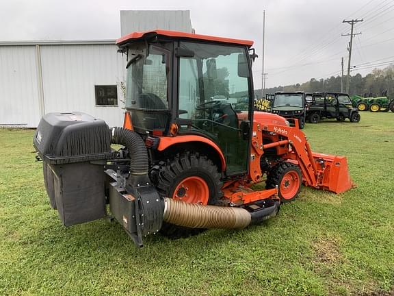 Image of Kubota LX2610 equipment image 2