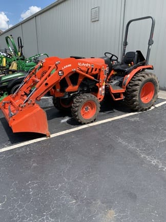 2022 Kubota LX2610 Equipment Image0