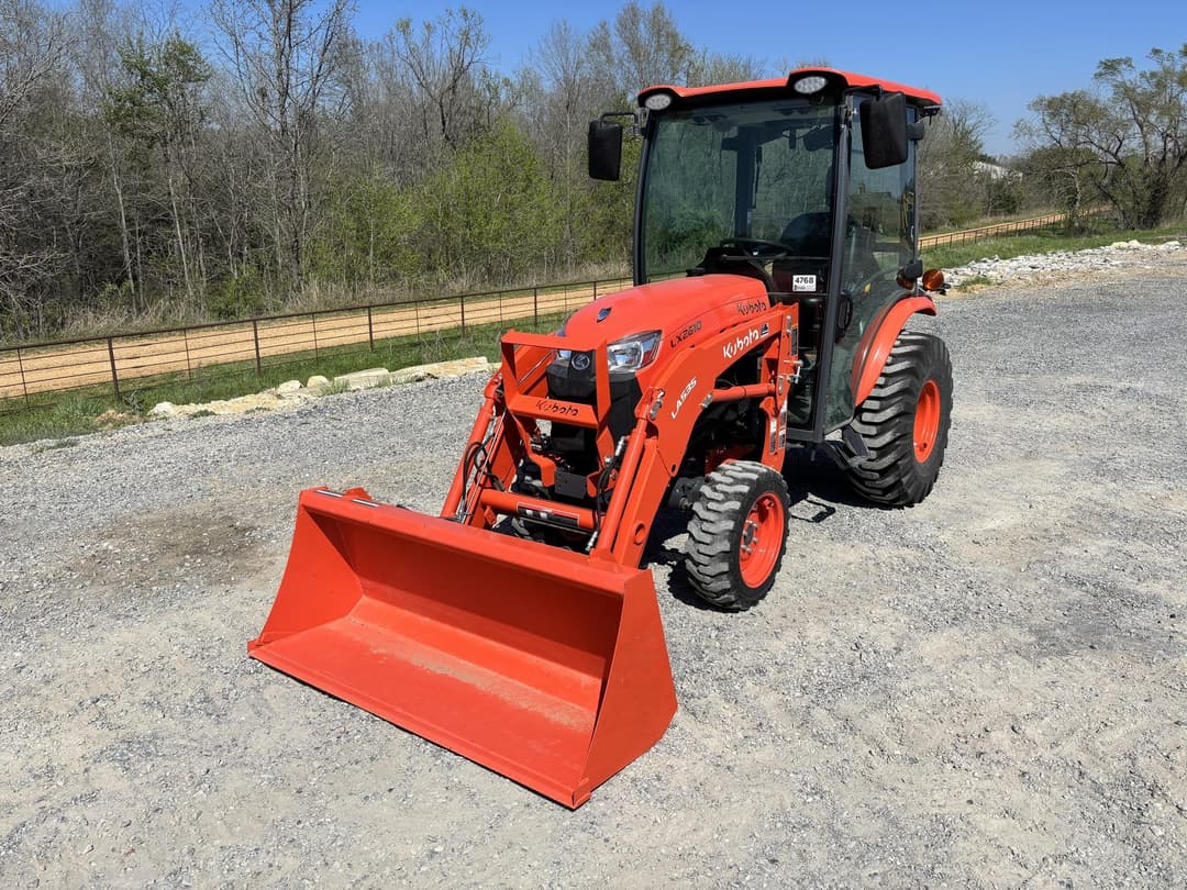 Image of Kubota LX2610HSD Primary image