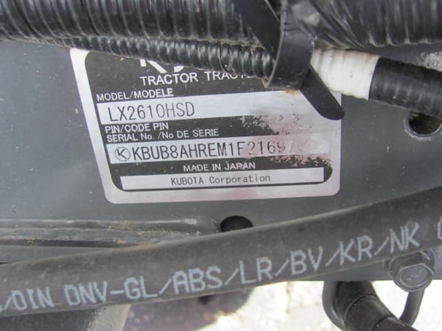Image of Kubota LX2610HSD equipment image 1