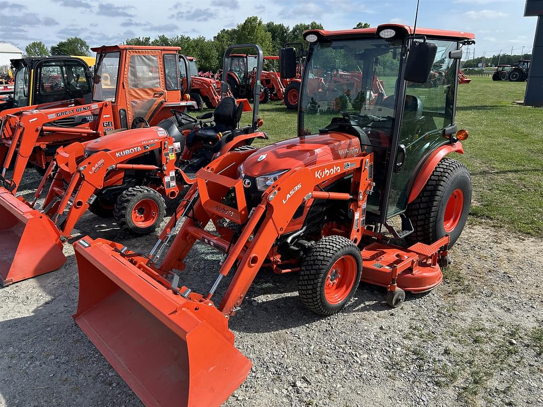 Image of Kubota LX2610HSD Primary image